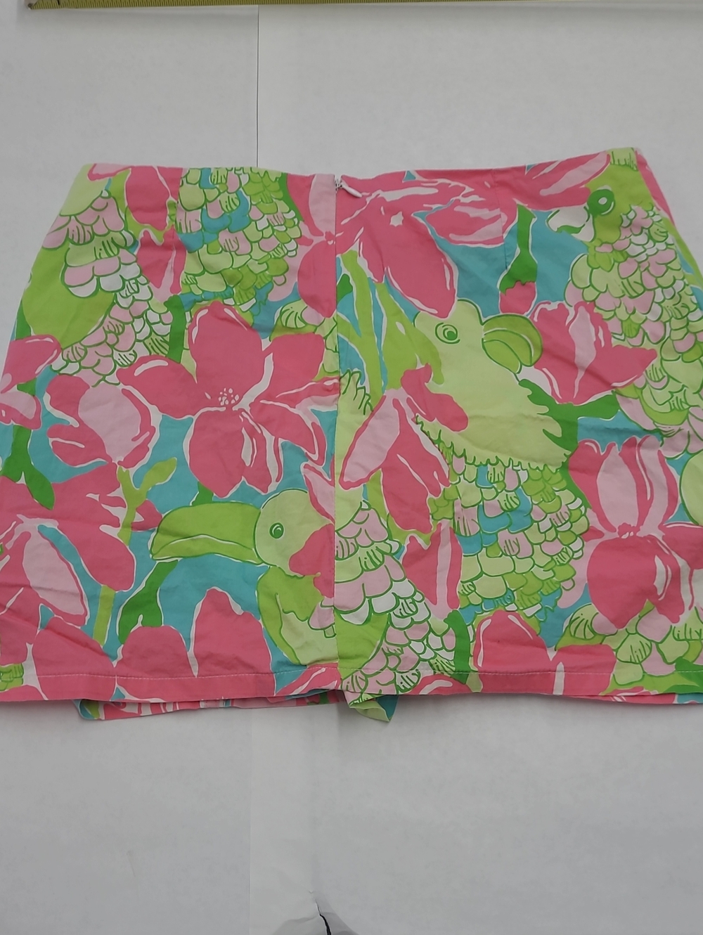 Lilly Pulitzer Pink/Green Tropical Bird Skort Size 10 - Picture 6 of 8